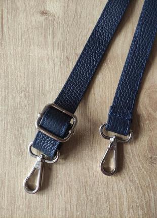 Кожаный плечевой ремень от сумки.