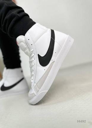 Натуральные кожаные и замшевые белые высокие кроссовки nike blazer mid 77 white унисекс8 фото