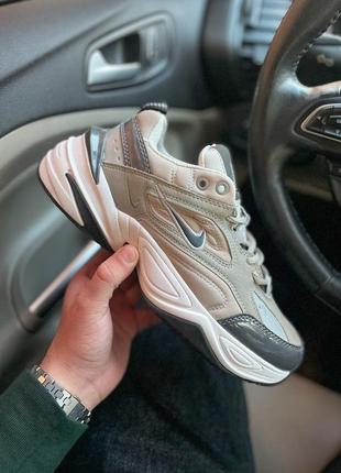 Чудові жіночі кросівки nike m2k tekno atmosphere grey black сірі