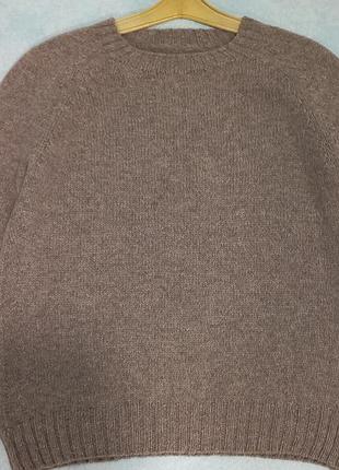 Жіночий пуловер
