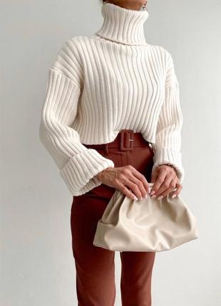 Белый укороченый свитер1 фото