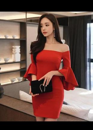 Красное платье с открытыми плечами размер xs плаття сукня