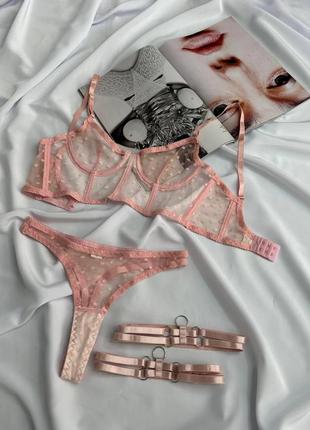 Жіночий корсетний комплект білизни з ніжної сіточки в горошок бюст трусики стрінги в рожевому кольорі8 фото