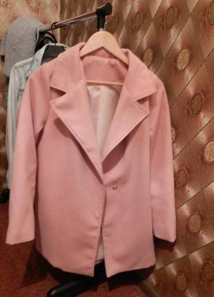 Пальто розовое2 фото