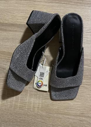 Тапки, сандалии, босоножки, pull & bear. из новых коллекций 😍
