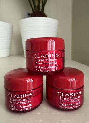 Основа под макияж для разглаживания кожи и сужения пор clarins