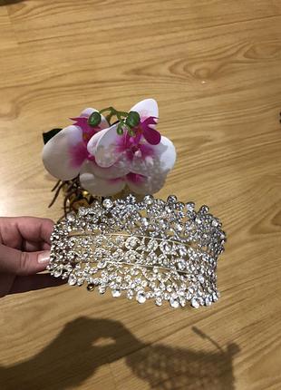 Красива діадема