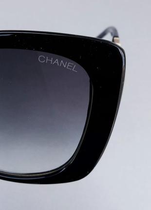 Жіночі сонцезахисні окуляри в стилі chanel  чорні з градієнтом з золотим логотипом8 фото