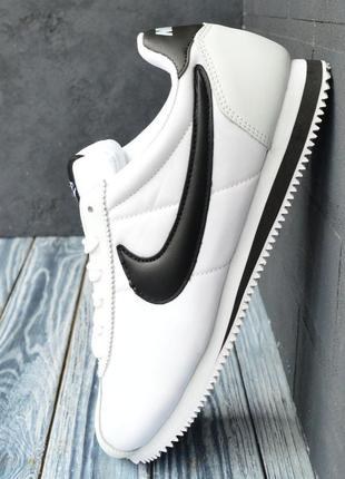 Кроссовки nike cortez