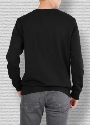 Свитшот черный colin's с аппликацией