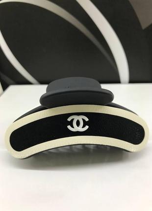 Шпилька краб для волосся з логотипом chanel