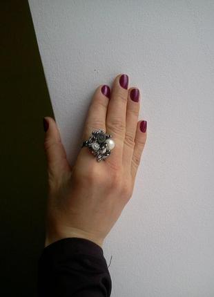 Кольцо серебристое большое безразмерное