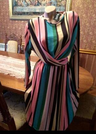 Невероятно красивое платье.