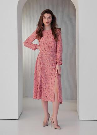 Весеннее розовое платье для девушек с цветами длины ниже колен 42-44, 44-46, 46-48