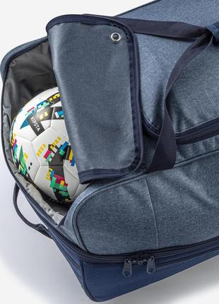 Спортивний валіза сумка на колесах для спорту kipsta essential 105л 75 х 39 х 36 см синій9 фото