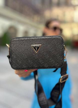 Женская сумка из эко-кожи guess snapshot черного цвета молодежная, брендовая сумка через плечо