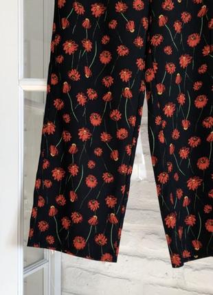 Классические брюки в цветы h&m 36/384 фото