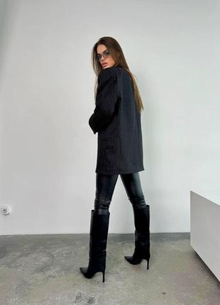 Трендовий жіночий блейзер оверсайз в смужку (піджак)10 фото