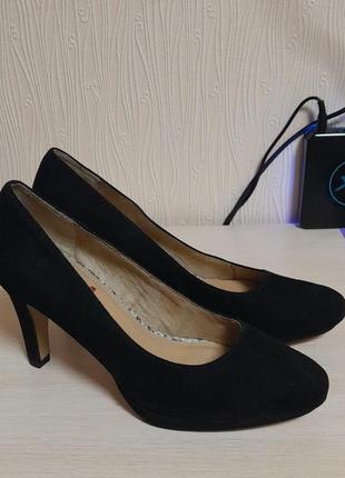 Стильные замшевые туфли чёрного цвета s. oliver soft foam, 💯 оригинал