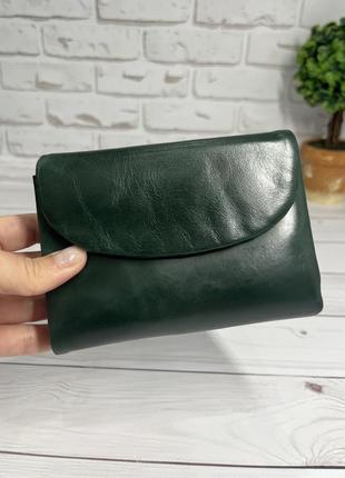 Небольшой кожаный зеленый кошелек2 фото
