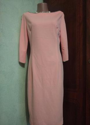 Сукня футляр