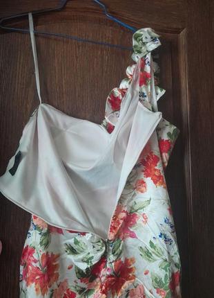 Коктейльна сукня з квітами на одне плече ax paris2 фото