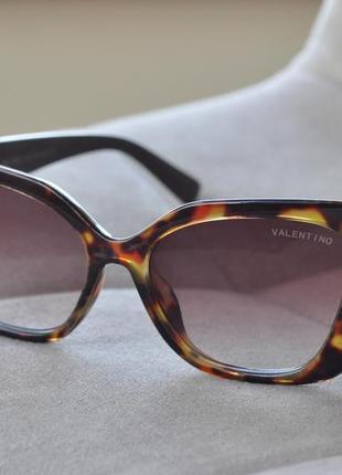 Солнцезащитные очки женские valentino защита uv400
