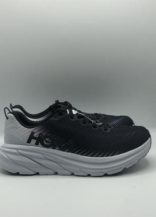 Оригинальные кроссовки женские беговые от бренда hoka