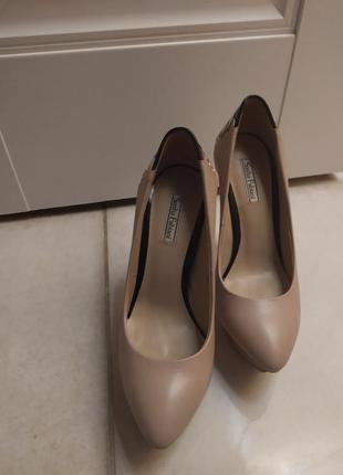 Кожаные туфли nude 39-39.5 sasha fabiani2 фото