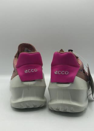 Оригінальні кросівки жіночі на системі gore tex шкіряні в розмірі 35 від бренду ecco8 фото