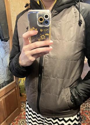 Куртка на подростка (размер с)6 фото