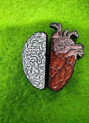 Брошка "серце vs розум"