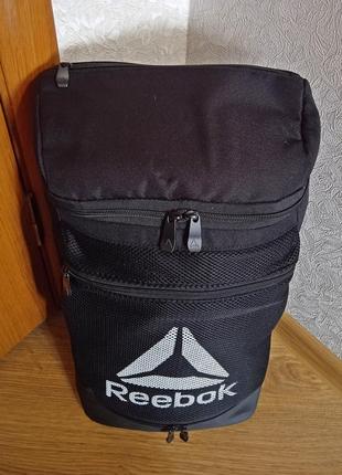 Рюкзак reebok hudson. куплен в сша. оригинал6 фото