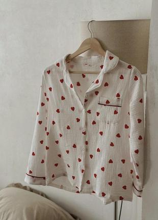 Муслиновая пижама в красные сердечка штаны и рубашка xs-s молочная5 фото