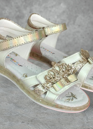Босоножки с пяткой сандалии для девочки золото, бежевые корона4 фото
