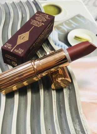 ❤люкс! оригинальная шикарная полноразмерная матовая помада  charlotte  tilbury walk of no shame