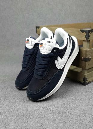 Жіночі кросівки nike sacai black white найк чорного з білим кольорів