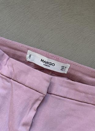 Розовые классические брюки от бренда mango4 фото