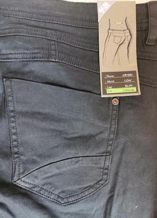 Стильные черные джинсы со стрейчем стройнят германия7 фото
