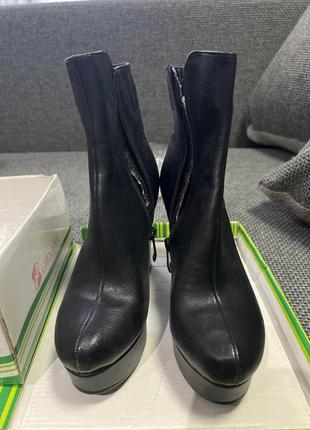 Полусапожки