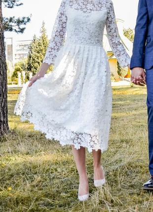 Свадебное платье s