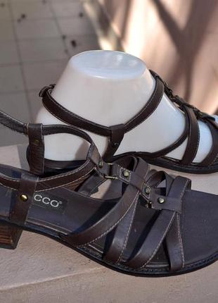 Босоножки trekking ecco 37р.идеал.