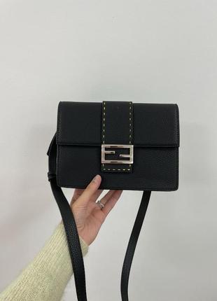 👜 fendi flat baguette black leather 8