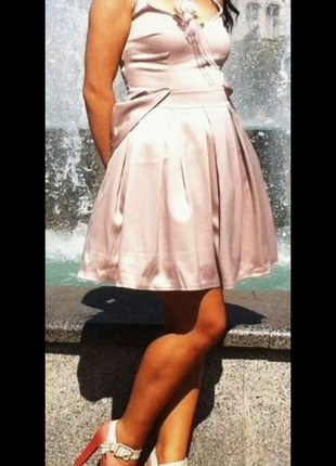 Дуже гарна сукня