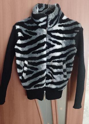 Кофта для девушки.