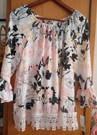 Блузка американського бренду