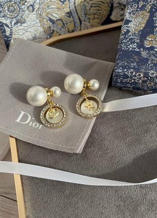 Сережки каблучка в стилі dior