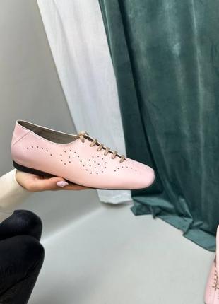 Эксклюзивные туфли балетки из натуральной итальянской кожи и замши женские на шнурках8 фото