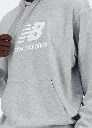 Худі new balance sport essentials french terry logo