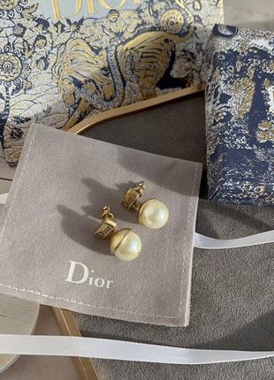 Серьги в стиле dior